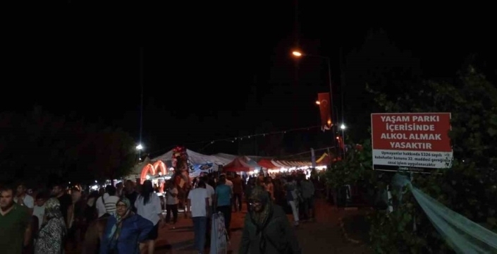 Tarhana festivali tarihe geçti: Binlerce kişi akın etti, adım atacak yer kalmadı