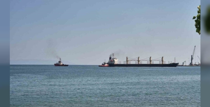 Tekirdağ açıklarında tehlike atlatıldı: Çeltik yüklü gemi kurtarıldı!