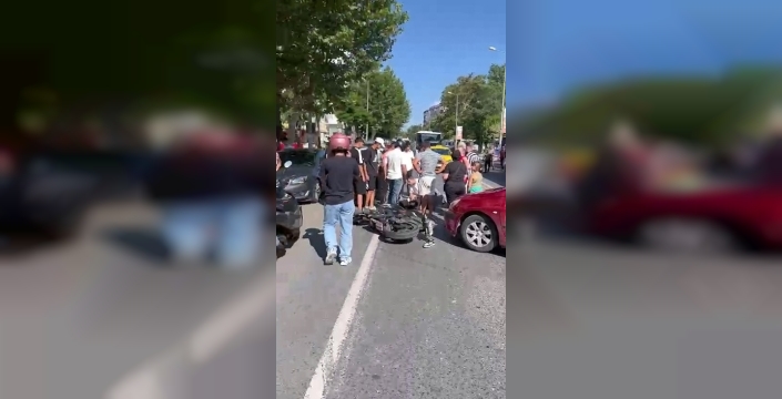 Tekirdağ'da dönüş yapan otomobil, motosikletle çarpıştı: Yaralı hastaneye kaldırıldı