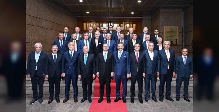 TOBB Başkanı Hisarcıklıoğlu, TCMB Başkanı Karahan ile finans görüşmesi yaptı