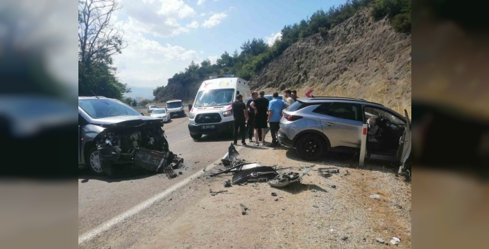Tokat'ta feci trafik kazası: 10 kişi yaralandı