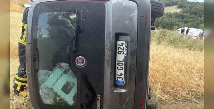 Tokat'ta yürekler ağza geldi: Hafif ticari araç takla attı, 5 kişi yaralandı