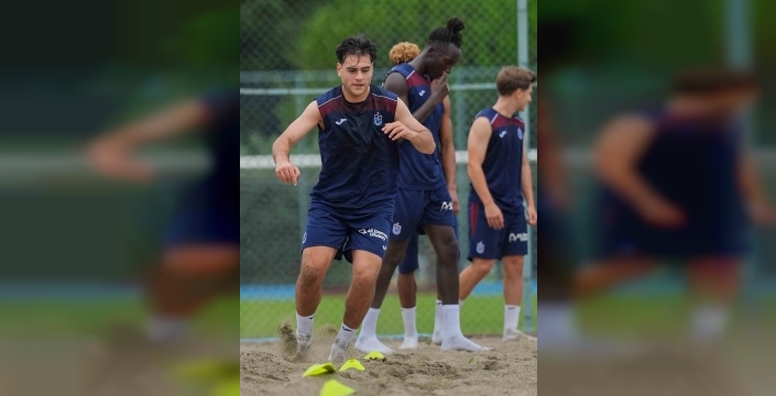 Trabzonspor, sezon hazırlıklarını kumda eğlenceli antrenmanla sürdürdü