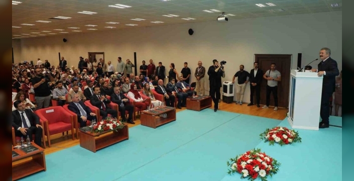 Türkiye'de e-ticaret depremi: Hacim 4,5 trilyon lirayı aştı, AVM'ler tarihe karışıyor mu?