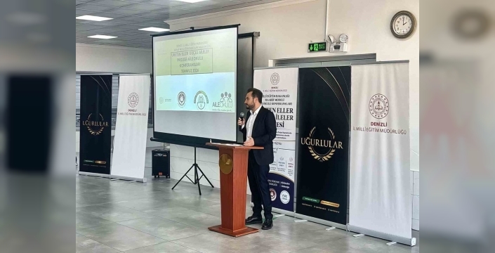 Uğurlular Tekstil, 'Üreten Eller, Güçlü Aileler' projesine ev sahipliği yaptı