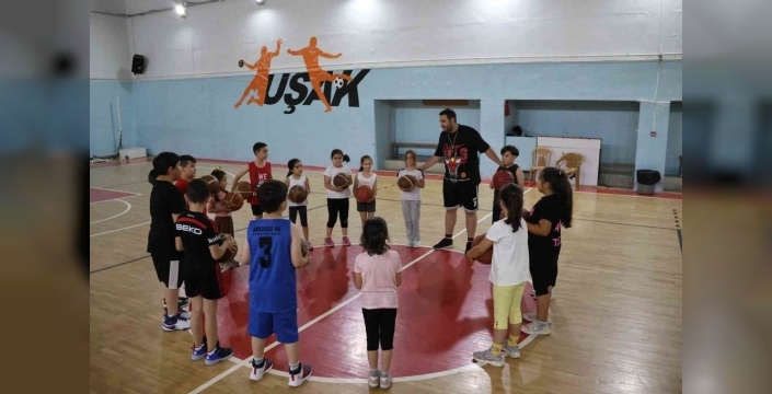 Uşak’ta Yaz Okulları Çocuklara Spor ve Eğlence Dolu Bir Tatil Sunuyor
