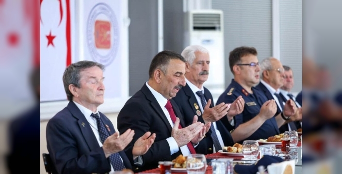 Vali Hacıbektaşoğlu’ndan Kıbrıs gazilerine vefa ziyareti
