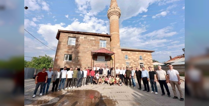 Vali Karakaya ve Başmüfettişler Ahlat’ı mercek altına aldı: Köy yollarından şenlik alanına kapsamlı inceleme