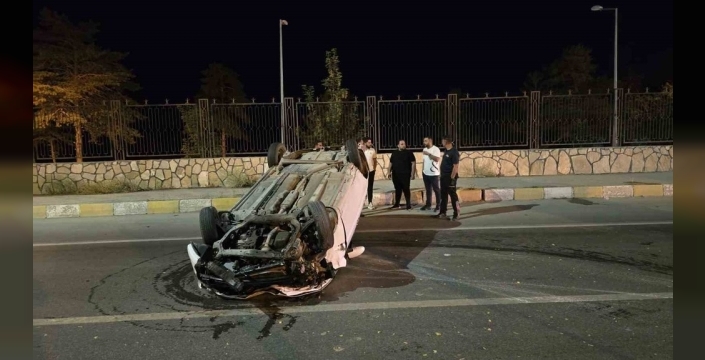 Van'da trafik kazası: İki kişi yaralandı
