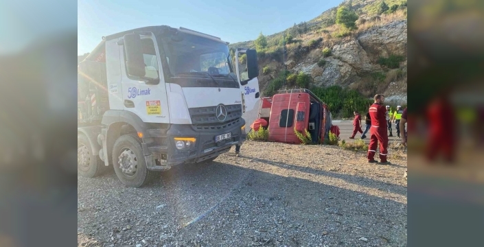 Yangın söndürme operasyonu sekteye uğradı: Su ikmal aracı kaza yaptı