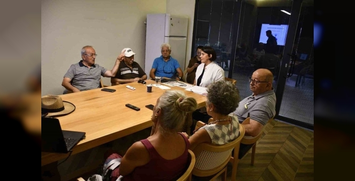 Yaşlılara yönelik 'ikinci bahar' eğitimi: Sağlıklı yaş alma sırları Kuşadası'nda!