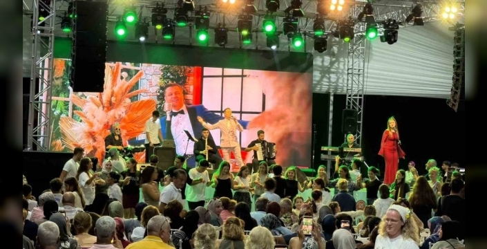 Yeniköy Karpuz Festivali'nde coşku dorukta
