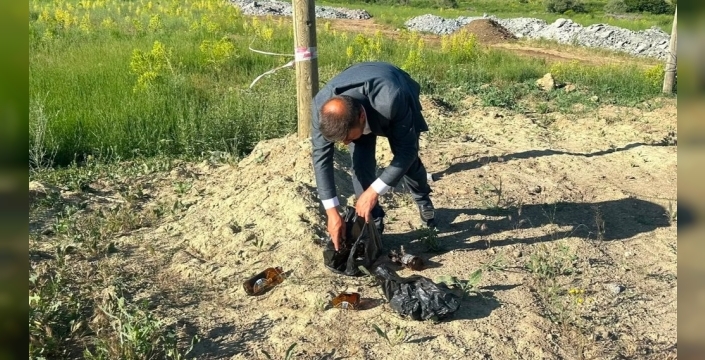 Yol kenarına atılan bira şişeleri köylüleri isyan ettirdi